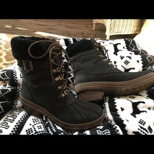 New Sperry Gold Cup Thinsulate size 10 black boots